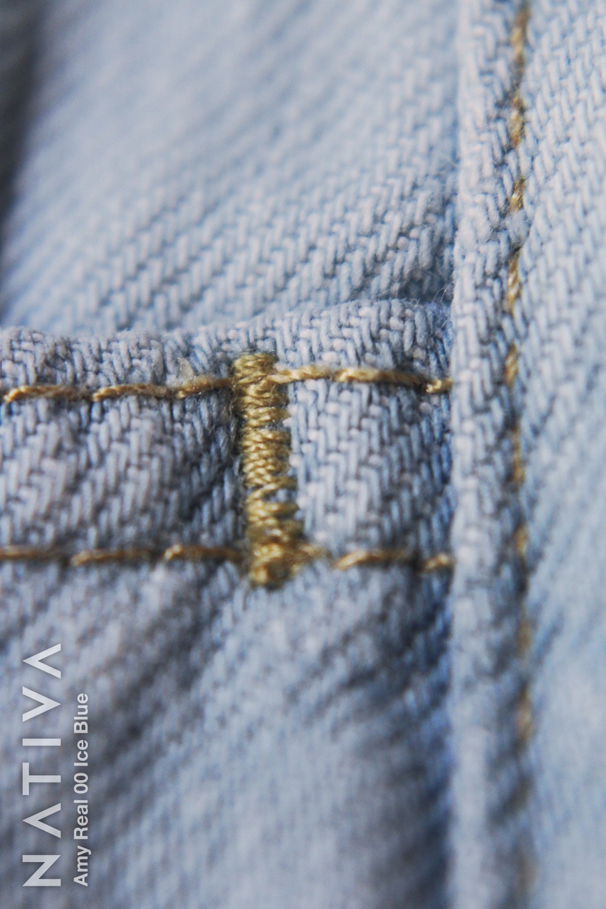 MOM SHORTS, TRUE DENIM, AMY REAL 00 ICE BLUE. Talle Alto. Auténtico e Interminable. Cintura Ajustable PERFECT FIT®
