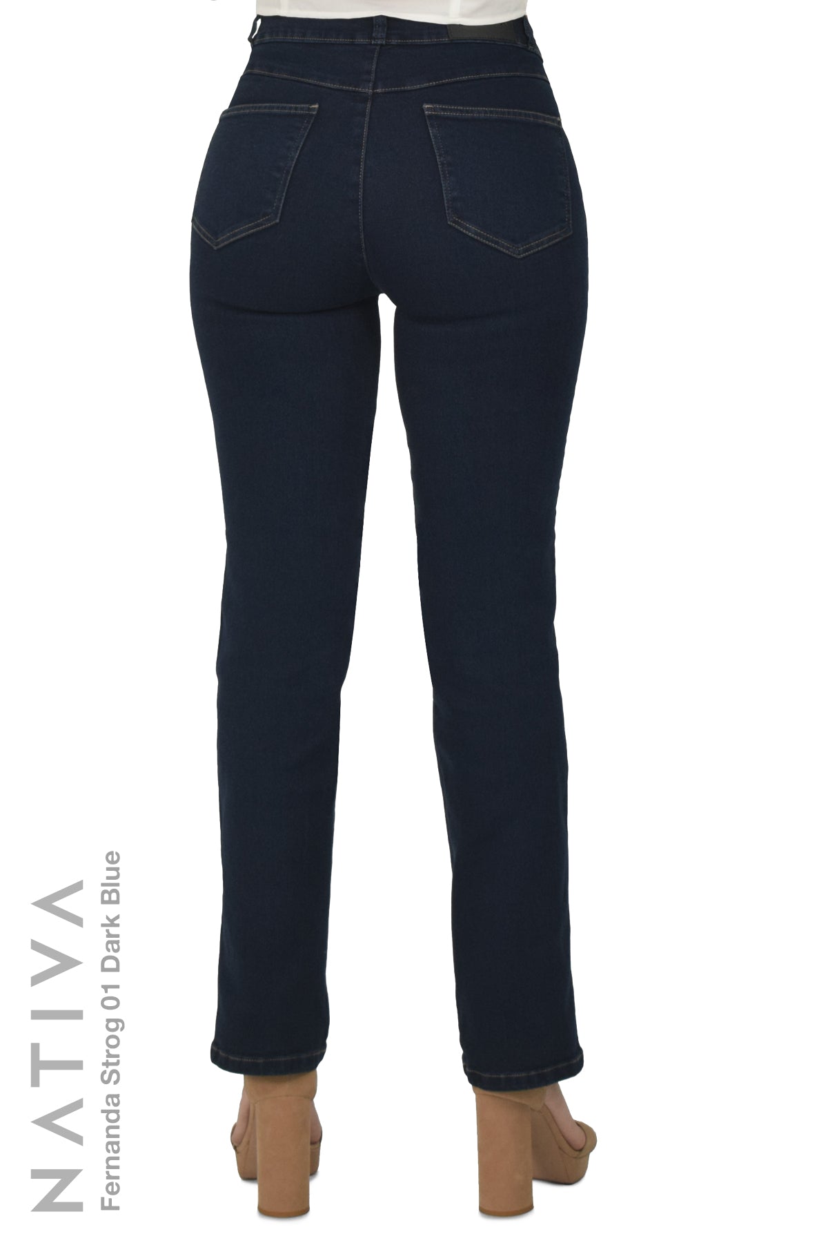 STRAIGHT JEANS, FERNANDA STRONG 01 DARK BLUE. Talle Alto. Con tejidos ESFD (Extreme Stretch Flattering Denim). Cintura Ajustable PERFECT FIT®