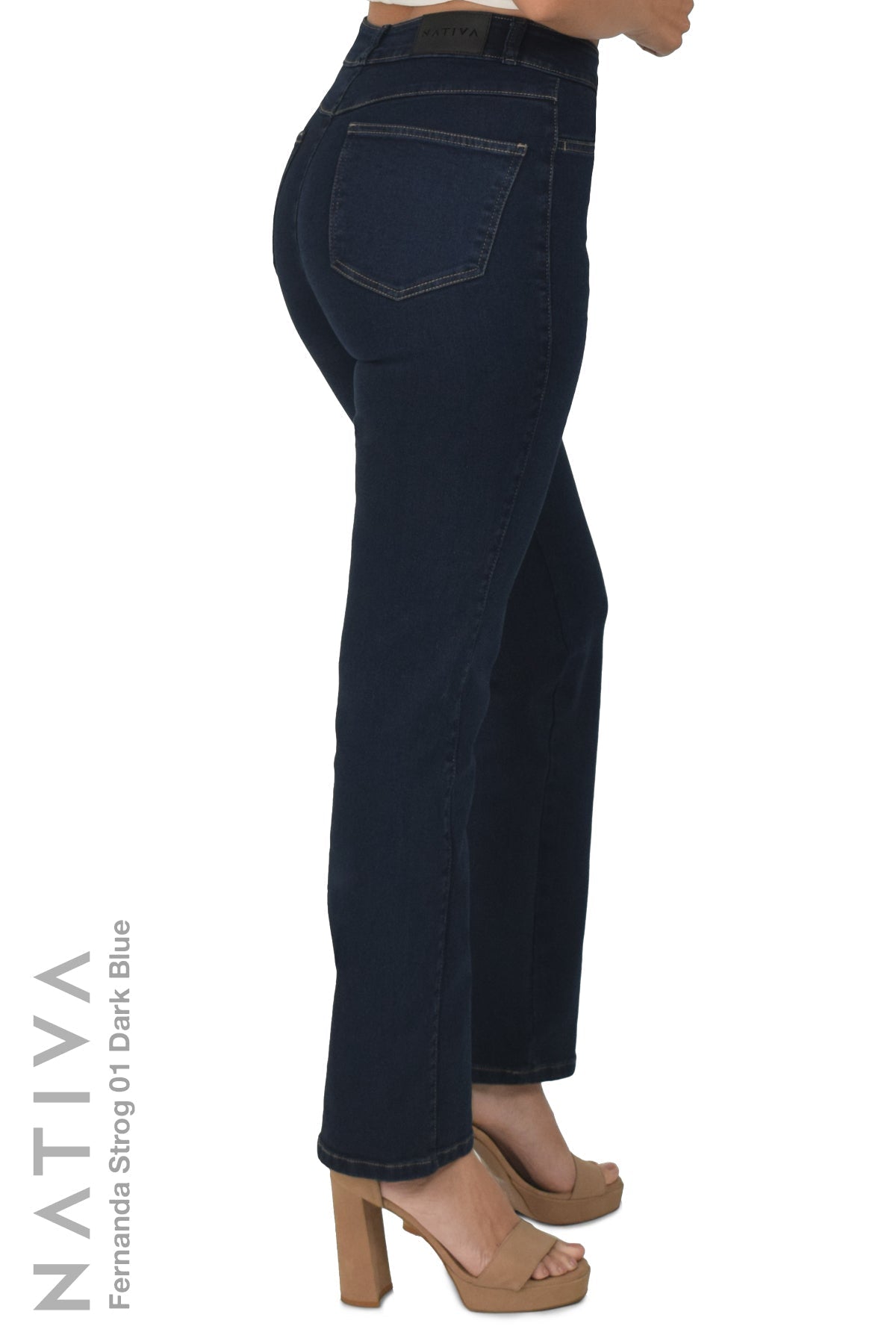 STRAIGHT JEANS, FERNANDA STRONG 01 DARK BLUE. Talle Alto. Con tejidos ESFD (Extreme Stretch Flattering Denim). Cintura Ajustable PERFECT FIT®