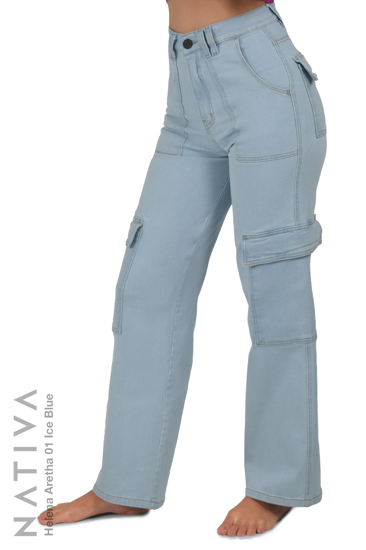 STRAIGHT JEANS, HELENA ARETHA 01 ICE BLUE. Talle Alto. Con tejidos ESFD (Extreme Stretch Flattering Denim). Cintura Ajustable PERFECT FIT®