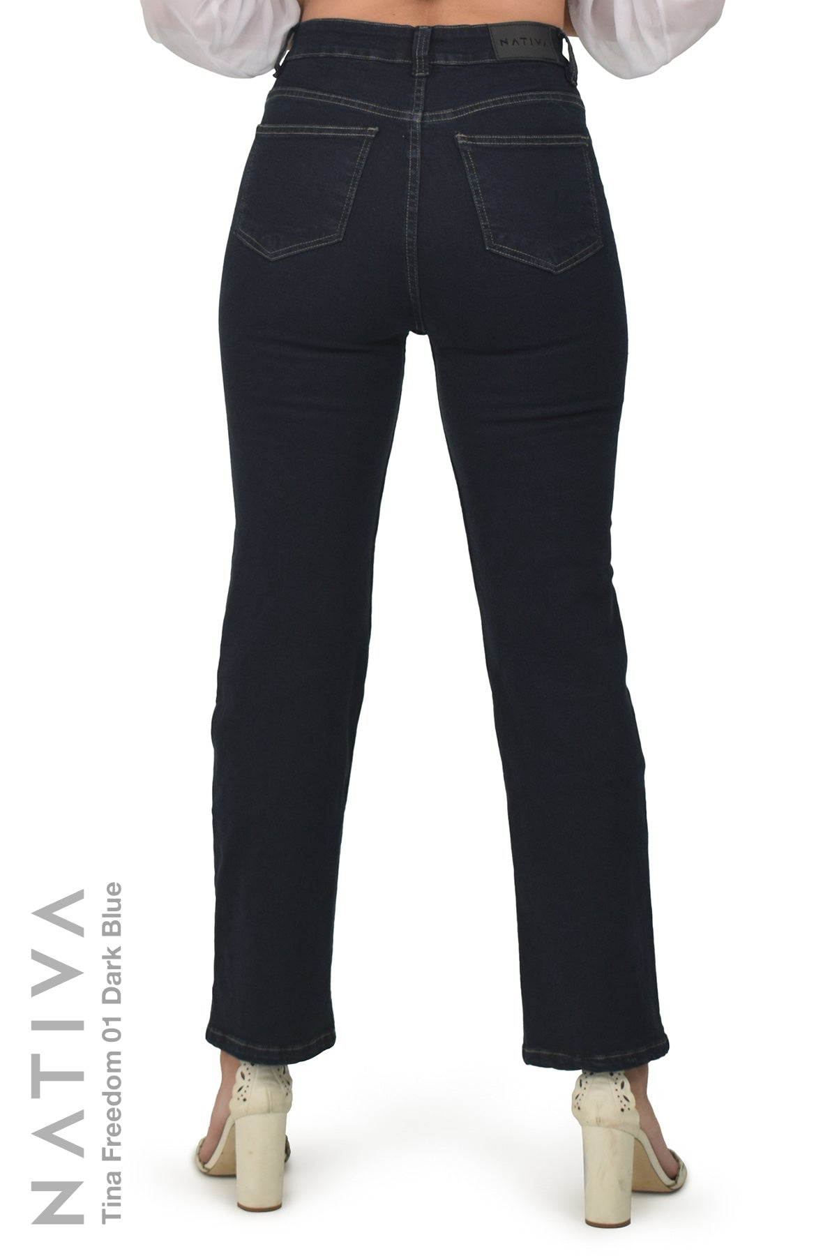 STRAIGHT JEANS, TINA FREEDOM 01 DARK BLUE. Talle Alto. Con tejidos ESFD (Extreme Stretch Flattering Denim). Cintura Ajustable PERFECT FIT®