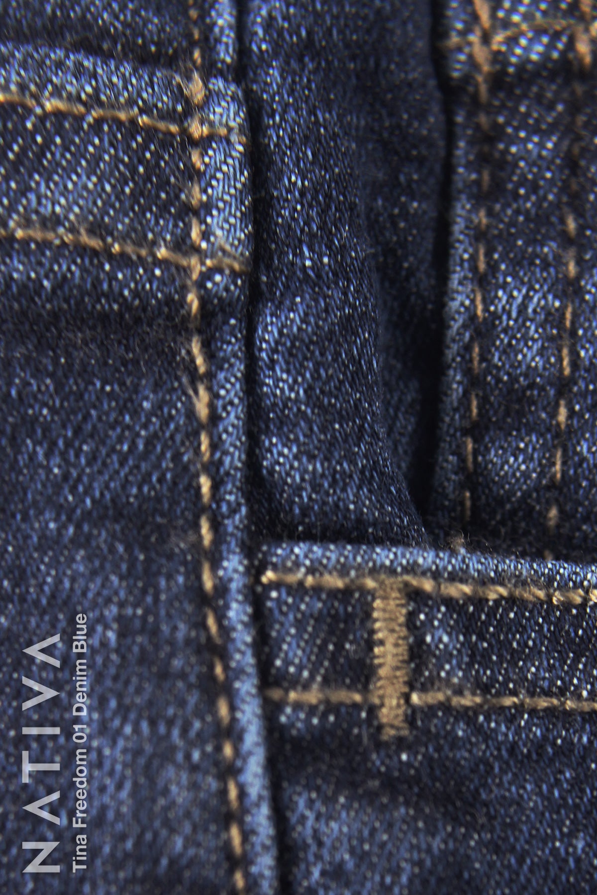 STRAIGHT JEANS, TINA FREEDOM 01 DENIM BLUE. Talle Alto. Con tejidos ESFD (Extreme Stretch Flattering Denim). Cintura Ajustable PERFECT FIT®